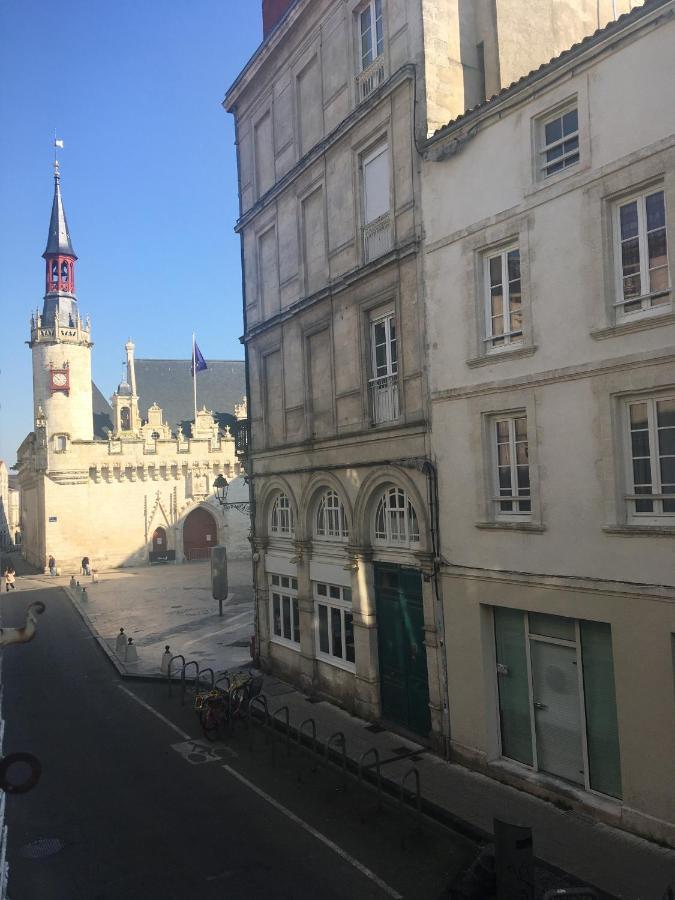 Hotel De Ville 3 Et Parking ラ・ロシェル エクステリア 写真